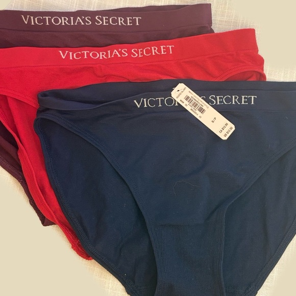 New Victoria's Secret Trio. Burgundy, Scarlet, Navy *Size Small* - Picture 1 of 1